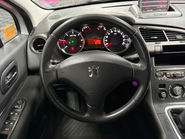 Peugeot 3008 1.6 hdi 16v 112ch fap - garantie 12 mois occasion simplicicar brest simplicicar simplicibike france