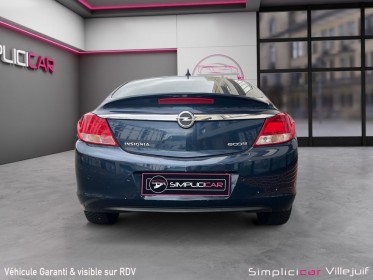 Opel insignia 1.4 turbo - 140 start/stop cosmo, verouillage centralisé, volant cuir, garantie 12 mois occasion simplicicar...