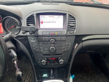Opel insignia 1.4 turbo - 140 start/stop cosmo, verouillage centralisé, volant cuir, garantie 12 mois occasion simplicicar...