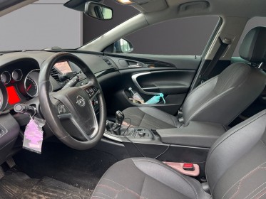 Opel insignia 1.4 turbo - 140 start/stop cosmo, verouillage centralisé, volant cuir, garantie 12 mois occasion simplicicar...