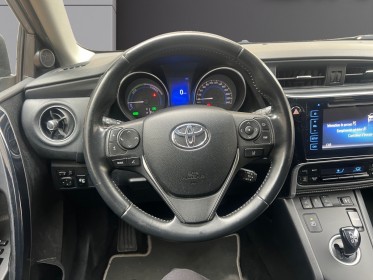 Toyota auris touring sports my17 hybride 136h design gris nardo camera de recul attelage sièges chauffant entretien...