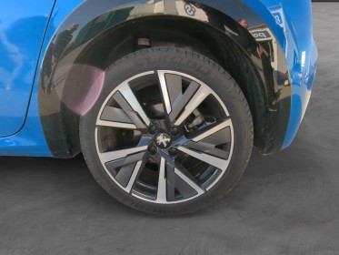 Peugeot 208 puretech 100 ss eat8 gt line régulateur de vitesse commandes au volant garantie 12 mois occasion simplicicar...
