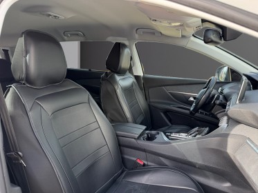 Peugeot 5008 puretech 130ch ss eat8 allure carplay caméra 180° garantie 12 mois occasion simplicicar orleans simplicicar...