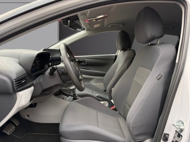Hyundai bayon 1.0 t-gdi 100 dct-7 hybrid 48v creative garantie 12 mois occasion simplicicar lyon nord simplicicar...