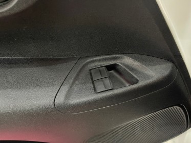 Citroen c1 c1 puretech 82 airscape mentos distrib faite chez peugeot occasion simplicicar meaux simplicicar simplicibike france