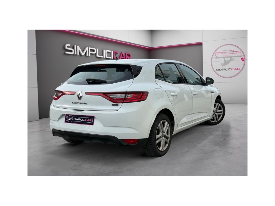 RENAULT d'occasion MEGANE TCE 130 LIMITED de 2018 Annecy (74)﻿