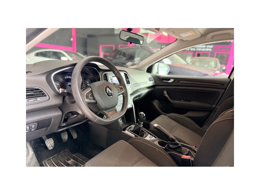 RENAULT d'occasion MEGANE TCE 130 LIMITED de 2018 Annecy (74)﻿