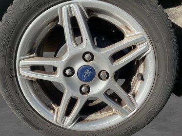 Ford fiesta 1.0 ecoboost 125 ss titanium  caméra de recul , garantie 12 mois occasion simplicicar lyon nord simplicicar...