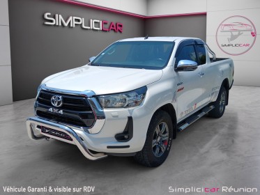 Toyota hilux x-tra cabine 2.4 d-4d 4wd 2.4l 150ch  legende / caméa de recul occasion réunion ville st pierre simplicicar...