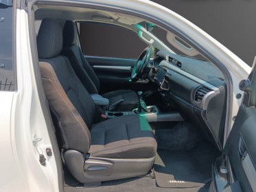 Toyota hilux x-tra cabine 2.4 d-4d 4wd 2.4l 150ch  legende / caméa de recul occasion réunion ville st pierre simplicicar...