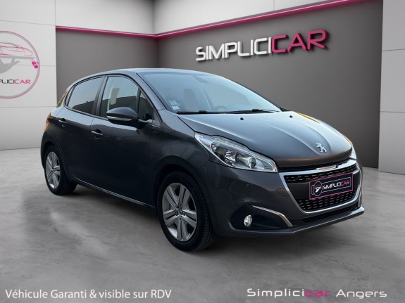 Peugeot 208 82ch ss bvm5 signature garantie 12 mois sièges chauffants occasion simplicicar angers simplicicar simplicibike...