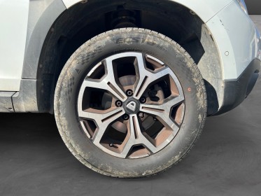 Dacia duster dci 110 edc 4x2 prestige premiere main entretien complet garantie 12 mois occasion simplicicar toulon ouest...