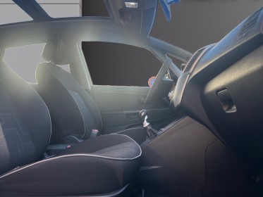 Kia venga 1.6 crdi 115 ch isg urban chic occasion cannes (06) simplicicar simplicibike france