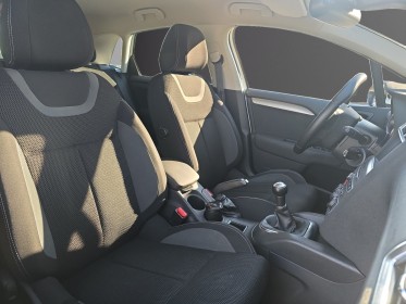 Citroen c4 1.2 110 ch bvm5 millenium distribution À jour révisée garantie 12 mois occasion simplicicar vichy simplicicar...