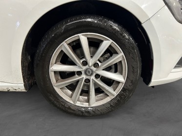 Renault megane iv berline energy intens 130 ch moteur a chaine tce garantie 12 mois occasion montpellier (34) simplicicar...