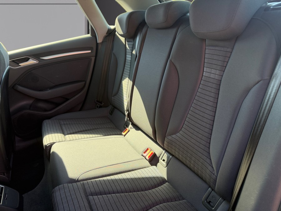 AUDI d'occasion A3 35 TFSI 150 BUSINESS EXECUTIVE de 2019 Abbeville