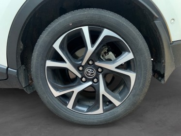 Toyota c-hr hybride 122h graphic bon état garantie 12 mois occasion simplicicar le raincy simplicicar simplicibike france