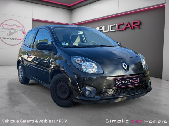 Renault twingo ii 1.2 lev 16v 75 eco2 trend climatisation vitres Électriques autoradio garantie 12 mois occasion simplicicar...