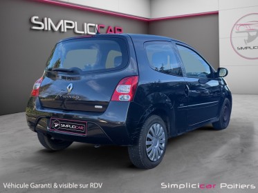 Renault twingo ii 1.2 lev 16v 75 eco2 trend climatisation vitres Électriques autoradio garantie 12 mois occasion simplicicar...