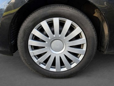 Renault twingo ii 1.2 lev 16v 75 eco2 trend climatisation vitres Électriques autoradio garantie 12 mois occasion simplicicar...