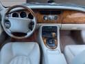 Jaguar xk8 4.0i v8 coupé - bva - française - radio alpina cassettes - cuir - inserts bois occasion simplicicar genevois...