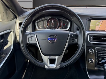 Volvo v60 r-design d3 2.0 150ch geartronic 6 - radar ar occasion simplicicar rennes simplicicar simplicibike france