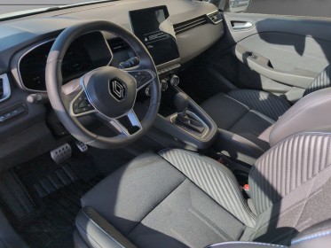 Renault clio v nouvelle e-tech full hybrid 145 esprit alpine état neuf garantie 12 mois occasion simplicicar royan...