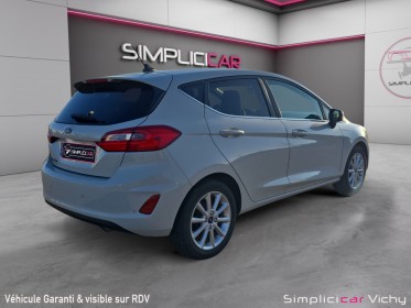 Ford fiesta 1l 95 ch ss bvm6 titanium 1ère main révisée garantie 12 mois apple carplay radar de recul occasion simplicicar...