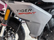 TRIUMPH d'occasion TIGER SPT 660 de 2022 St Jean du Cardonnay (76)﻿