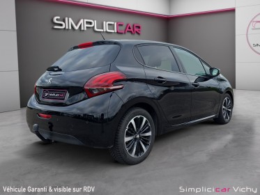 Peugeot 208 hdi 100 ch ss bvm5 signature révisée garantie 12 mois attelage occasion simplicicar vichy simplicicar...
