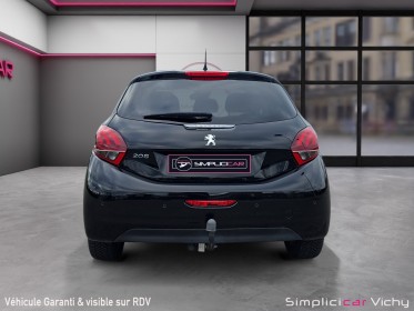 Peugeot 208 hdi 100 ch ss bvm5 signature révisée garantie 12 mois attelage occasion simplicicar vichy simplicicar...