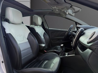 Renault clio iv tce 120 energy initiale paris sièges chauffants système bose garantie 12 mois occasion simplicicar lunel...