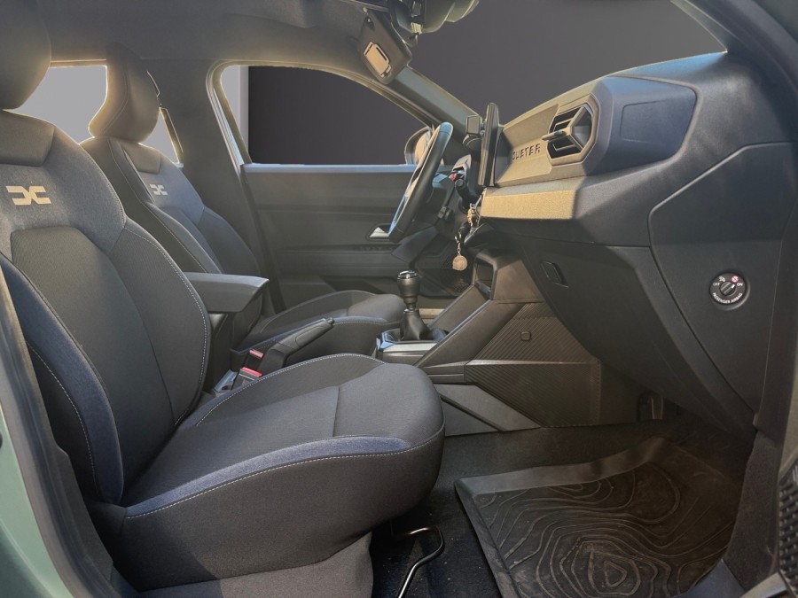 DACIA d'occasion DUSTER 1.0 ECO-G 100 expression de 2024 Cannes (06)﻿
