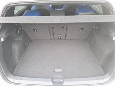 Volkswagen golf 8r - 2.0 tsi 320 dsg7 - toit ouvrant - akrapovic - harman kardon - tête haute garantie 12  mois minimum...