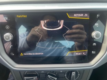 Seat arona 1.0 ecotsi 95 ch start/stop bvm5 style  garantie 12 mois occasion simplicicar lyon nord simplicicar simplicibike...