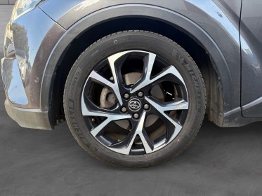 Toyota c-hr hybride rc18 122h graphic, radar av/ar, caméra ar, apple carplay, garrantie 12 mois. occasion simplicicar...