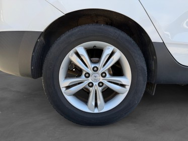 Hyundai ix35 1.7 crdi 115 2wd panoramic sunsation keyless bluetooth toit ouvrant panoramique garantie 12 mois occasion...