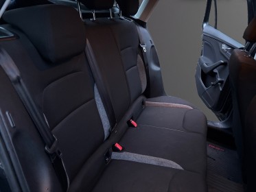 Skoda kamiq 1.0 tsi evo 110 ch dsg7 active, ordinateur de bord, garantie 12 mois occasion simplicicar villejuif  simplicicar...