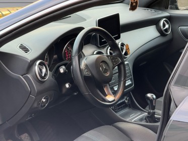 Mercedes classe cla shooting brake 180 d sensation garantie 12 mois occasion simplicicar meximieux simplicicar simplicibike...