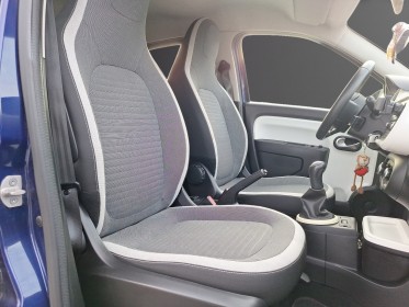 Renault twingo iii 1.0 sce 70 intens - suivi/régulateur/bluetooth/feux auto - garantie 12 mois occasion simplicicar soissons...