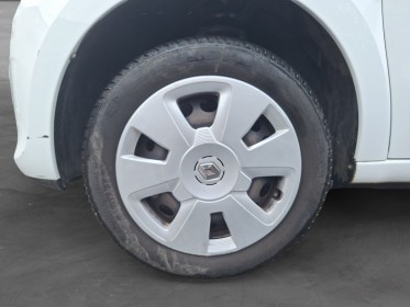 Renault twingo iii 1.0 sce 70 life - suivi renault/régulateur - garantie 12 mois occasion simplicicar soissons simplicicar...