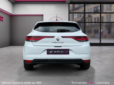 Renault megane iv berline blue dci 115 business intens, carplay, gps, garantie jusqu'à 48 mois occasion scl 56 - simplicicar...