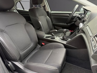 Renault megane iv berline blue dci 115 business intens, carplay, gps, garantie jusqu'à 48 mois occasion scl 56 - simplicicar...