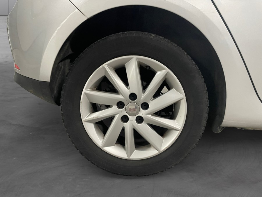 SEAT d'occasion IBIZA 1.6 TDI 90 STYLE de 2011 Meximeux (01)﻿