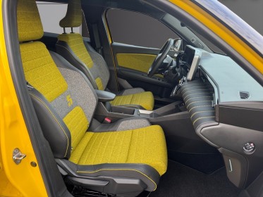 Renault r5 e-tech electrique 150 iconic harman kardon régulateur adaptatif sièges/volant chauffants garantie 12 mois...