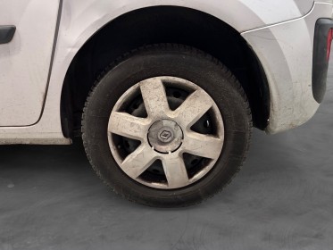 Renault grand kangoo 90ch dci intens carnet d'entretien pneu neuf garantie 12 mois occasion montpellier (34) simplicicar...