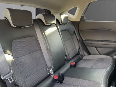 Renault captur 140ch tce 21 intens moteur à chaine garantie 12 mois occasion montpellier (34) simplicicar simplicibike france