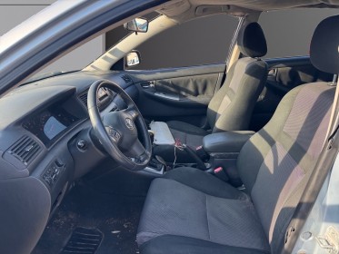 Toyota corolla 90 d-4d linéa terra vente a marchand uniquement occasion simplicicar la ciotat simplicicar simplicibike france