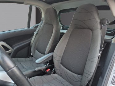 Smart fortwo coupe smart  1.0 71ch mhd passion softouch occasion paris 17ème (75)(porte maillot) simplicicar simplicibike...