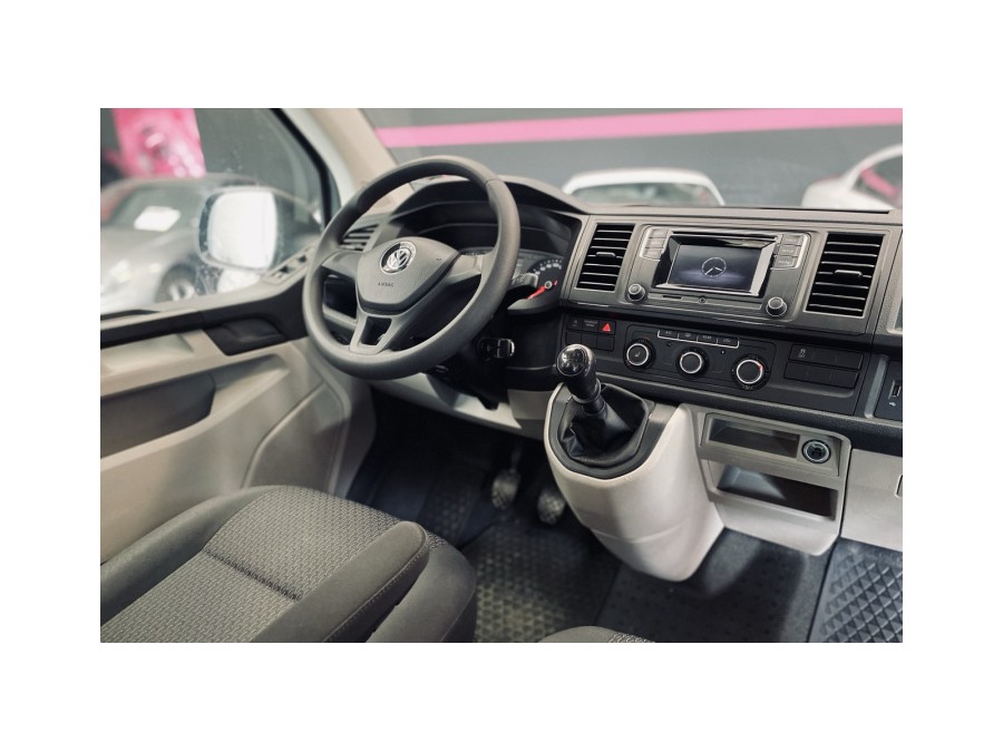 VOLKSWAGEN d'occasion TRANSPORTER Caravelle de 2019 Annecy (74)﻿